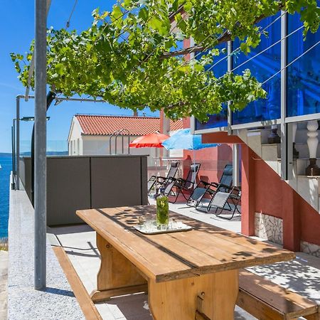 Family Friendly Apartments With A Swimming Pool Businci, Ciovo - 11232 Трогир Екстериор снимка