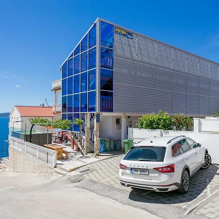 Family Friendly Apartments With A Swimming Pool Businci, Ciovo - 11232 Трогир Екстериор снимка