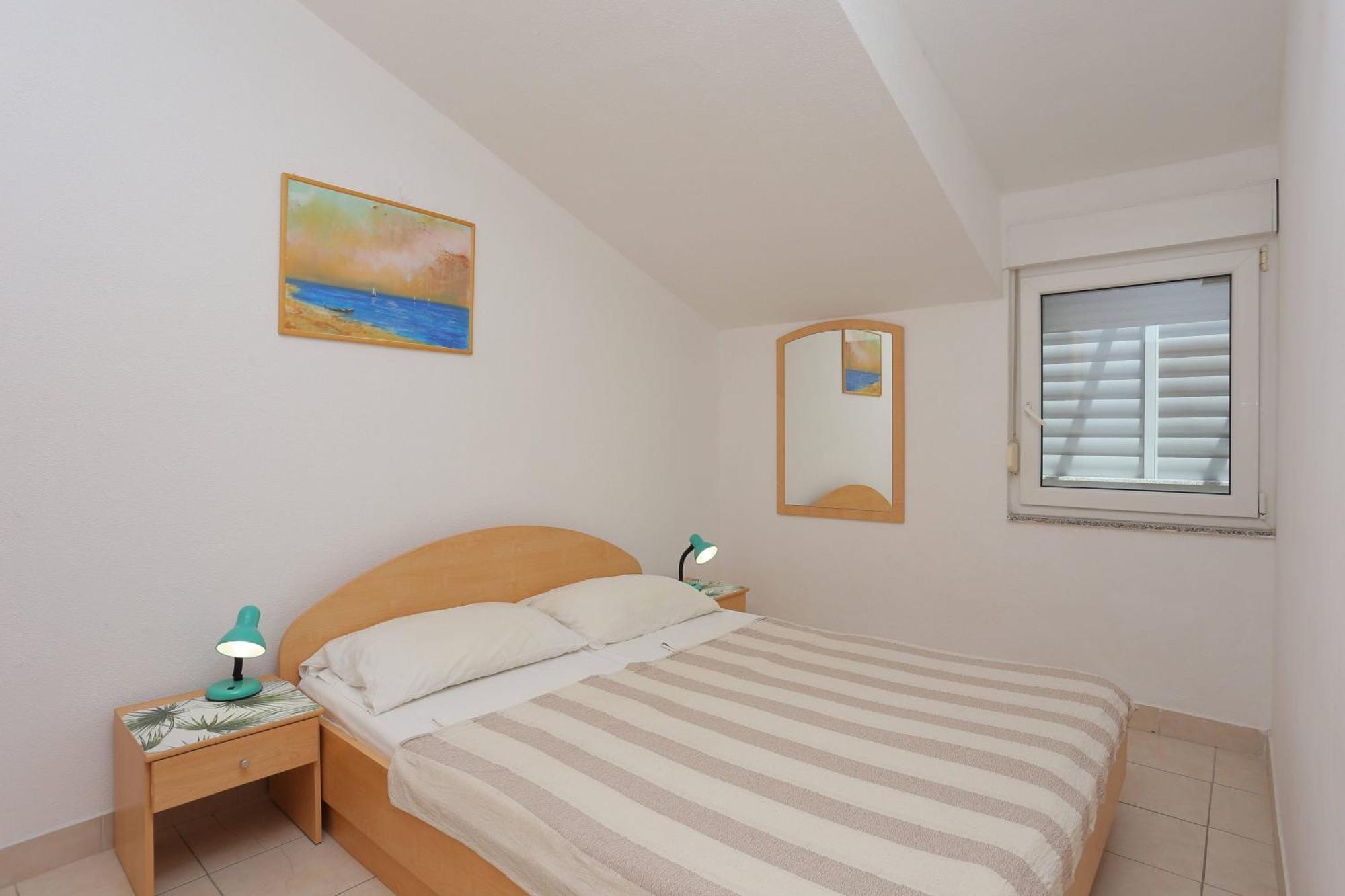 Family Friendly Apartments With A Swimming Pool Businci, Ciovo - 11232 Трогир Екстериор снимка