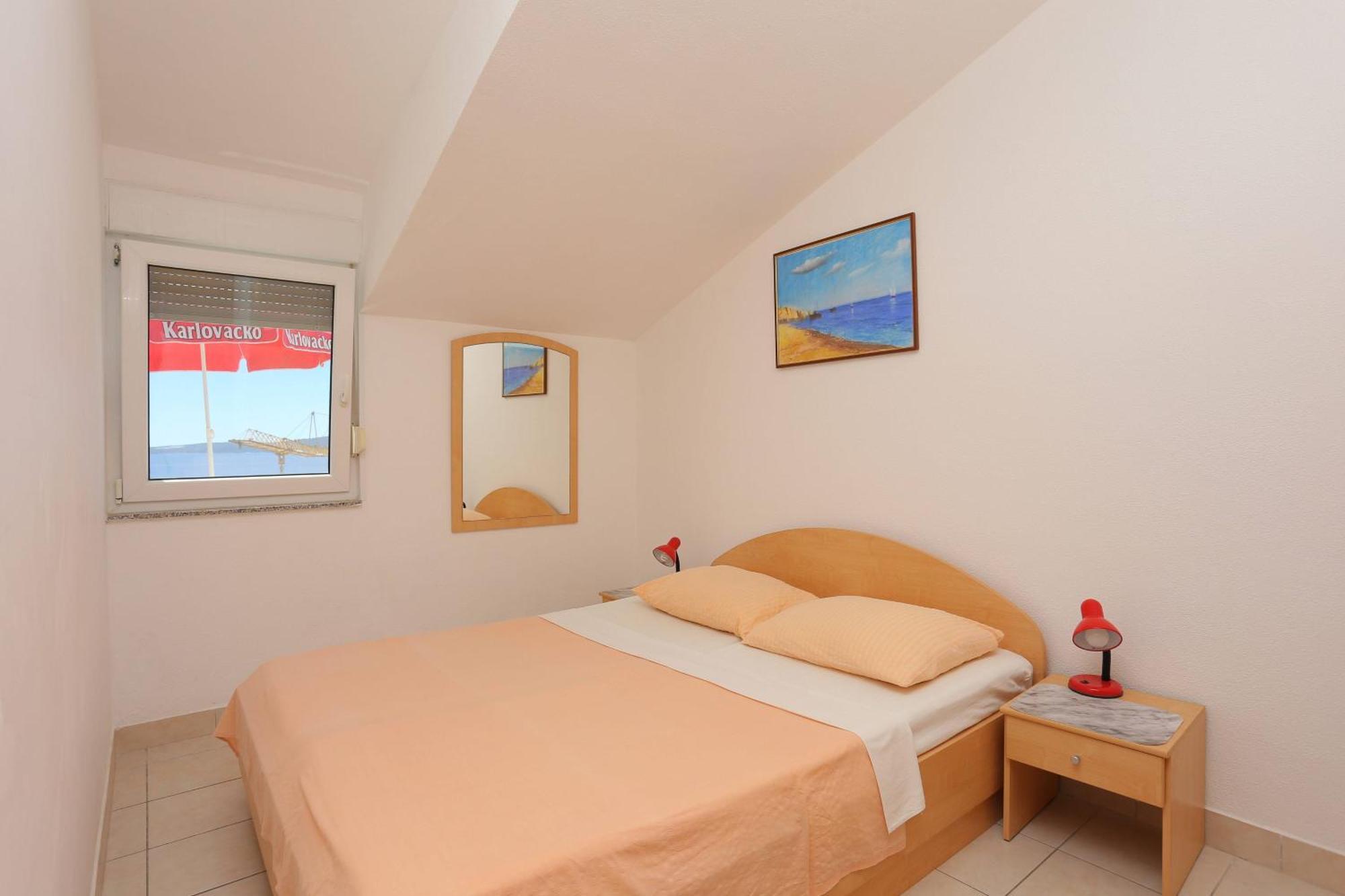 Family Friendly Apartments With A Swimming Pool Businci, Ciovo - 11232 Трогир Екстериор снимка