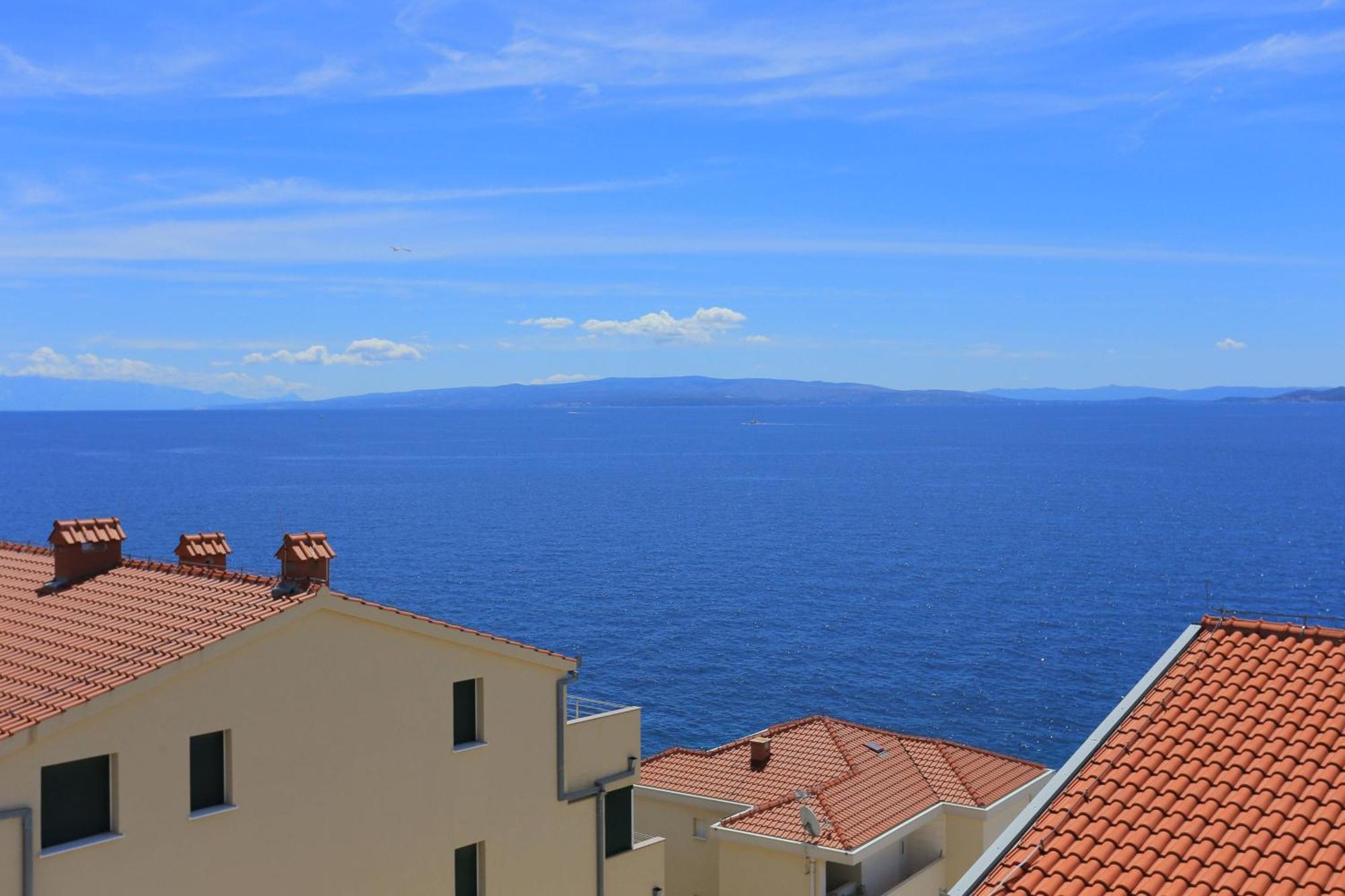 Family Friendly Apartments With A Swimming Pool Businci, Ciovo - 11232 Трогир Екстериор снимка