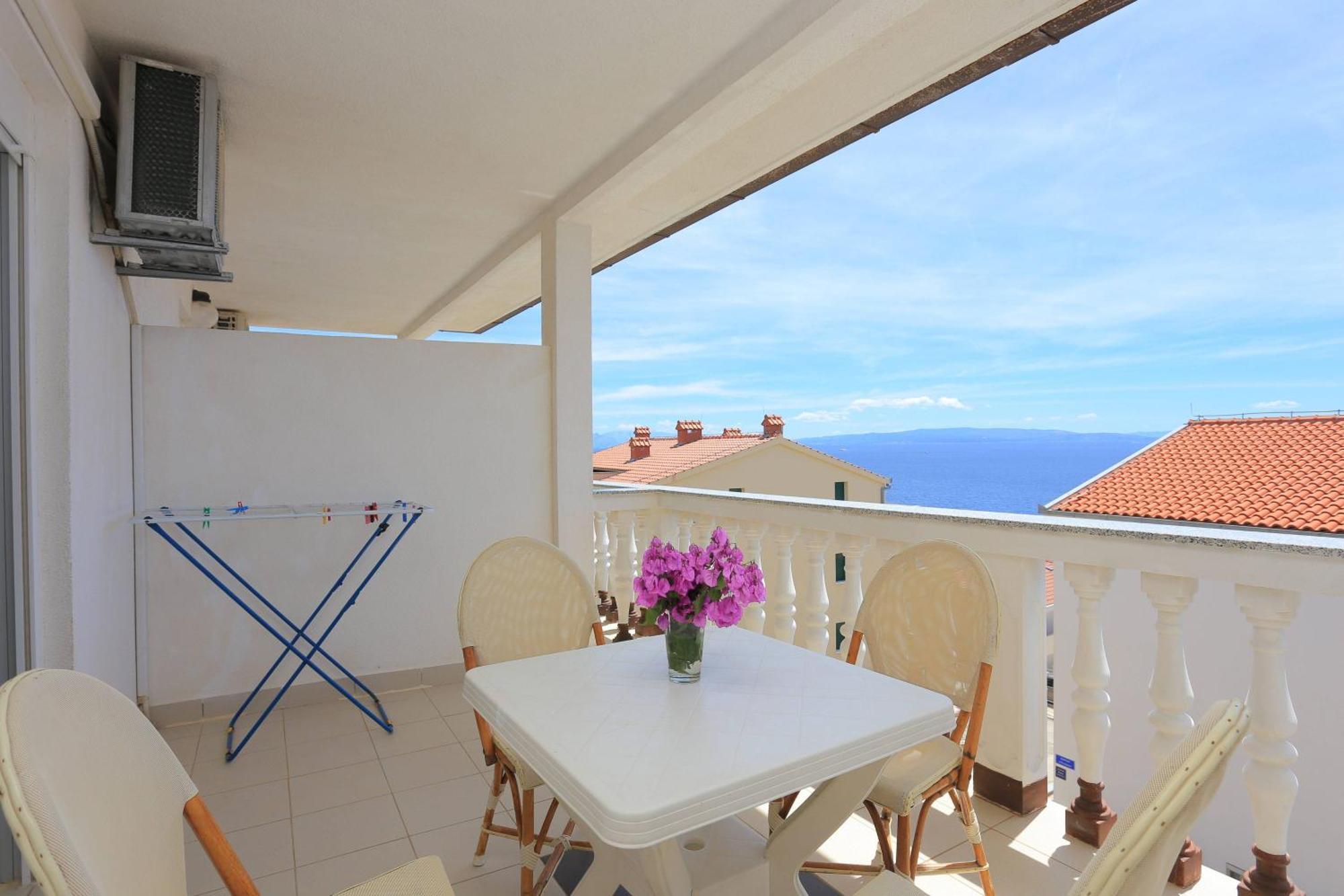 Family Friendly Apartments With A Swimming Pool Businci, Ciovo - 11232 Трогир Екстериор снимка