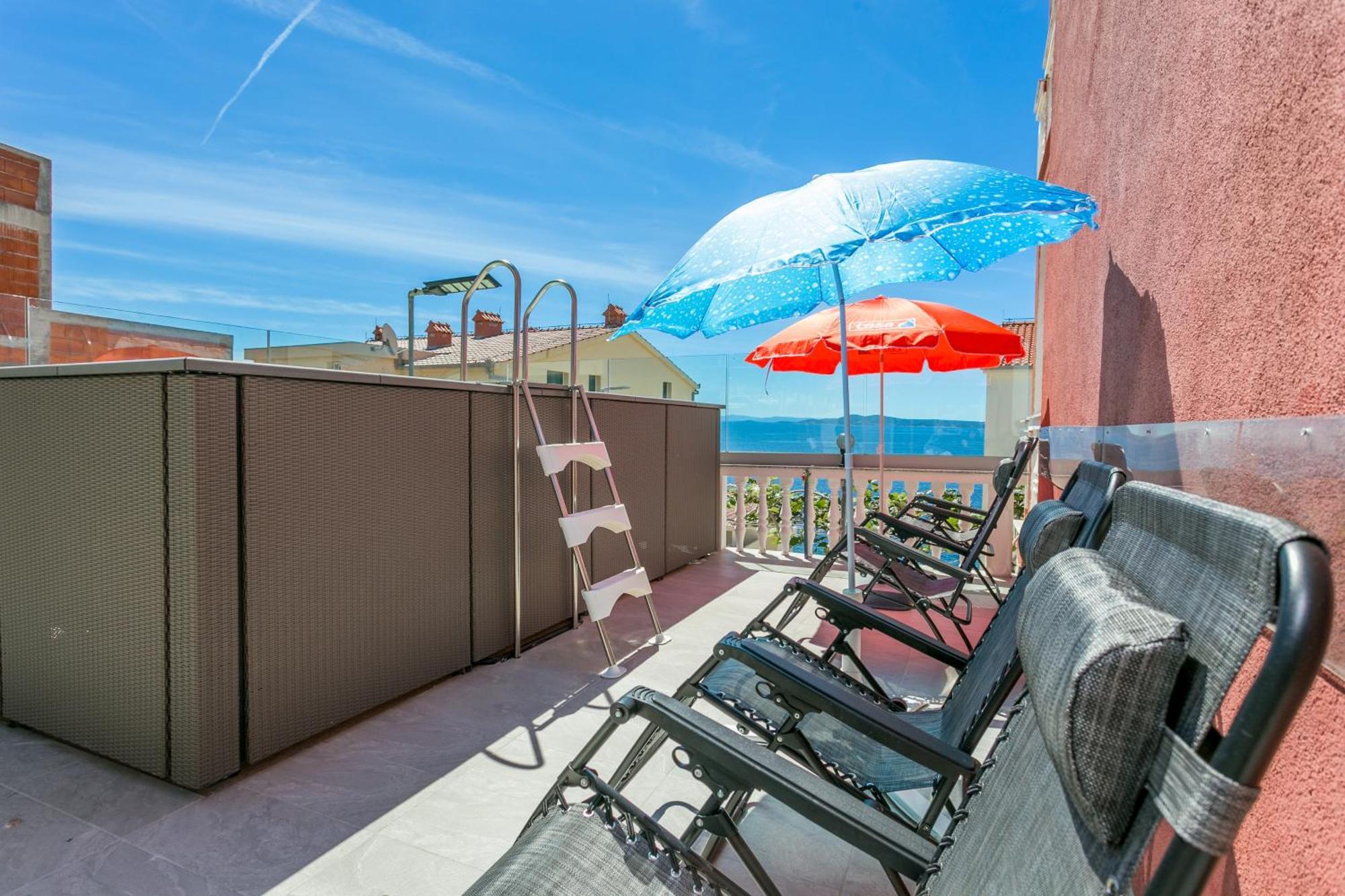 Family Friendly Apartments With A Swimming Pool Businci, Ciovo - 11232 Трогир Екстериор снимка